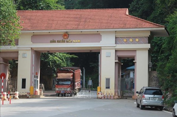 Trung Quốc tạm dừng hoạt động xuất nhập khẩu qua cửa khẩu phụ Cốc Nam