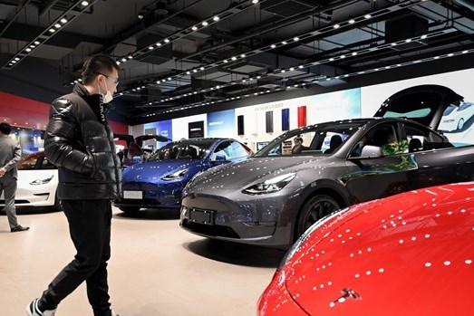 Doanh số bán xe mới tại Anh giảm mạnh