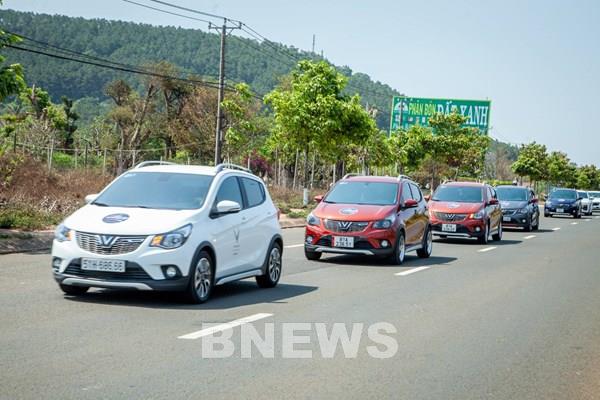 VinFast thiết lập chuẩn mới trong kinh doanh ô tô trực tuyến tại Việt Nam