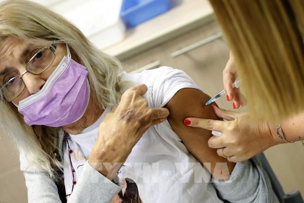 Israel mở rộng chương trình tiêm liều vaccine phòng COVID-19 bổ sung