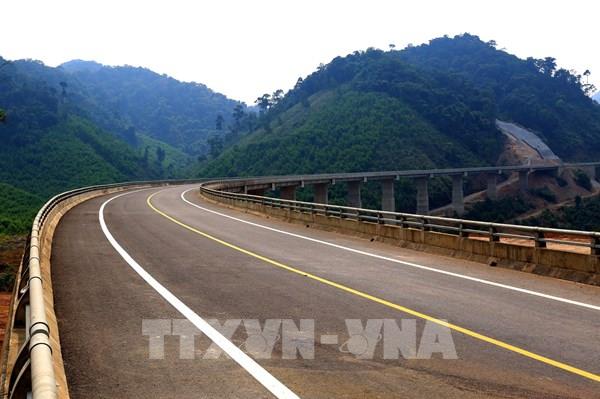 Những dự án giao thông trọng điểm nào sẽ được trình phê duyệt trong tháng 10?