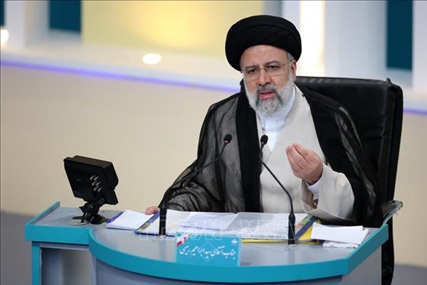 Iran đẩy mạnh xuất khẩu dầu mỏ