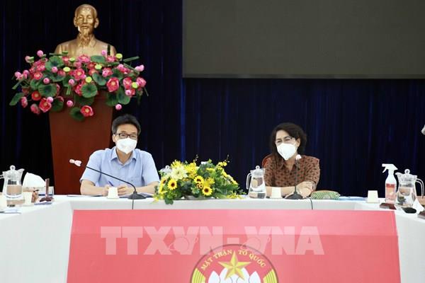 Phó Thủ tướng Vũ Đức Đam làm việc tại Trung tâm An sinh Tp Hồ Chí Minh