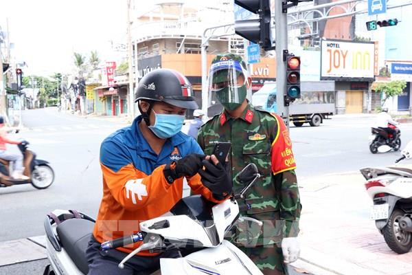 Công an Thành phố Hồ Chí Minh: Không có chuyện cấp giấy đi đường cho người F0