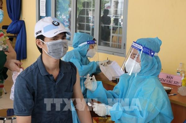 Long An dự kiến dùng vaccine Pfizer tiêm mũi 2 cho công nhân để đẩy nhanh tiến độ