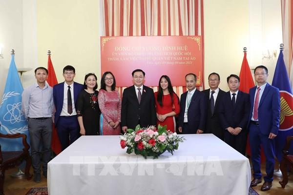 Chủ tịch Quốc hội: Quyết liệt tháo gỡ vướng mắc để có vaccine COVID-19 sớm nhất