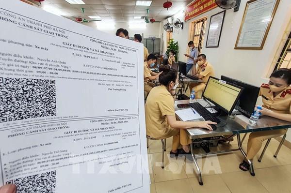 Từ ngày 8/9, Hà Nội kiểm tra giấy đi đường theo mẫu mới