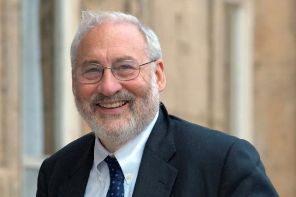 Nhà kinh tế học Joseph Stiglitz đánh giá về cải cách thuế toàn cầu