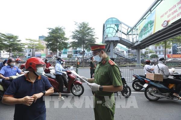 Hà Nội không kiểm soát giấy đi đường, bỏ phân vùng từ 6h ngày 21/9