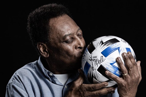 Sức khỏe của “Vua bóng đá” Pele hiện ra sao?