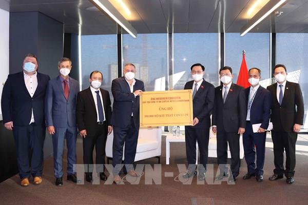 Chủ tịch Quốc hội Vương Đình Huệ tiếp một số doanh nghiệp Áo