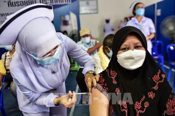 Thái Lan đi được nửa chặng đường trong nỗ lực tạo miễn dịch cộng đồng