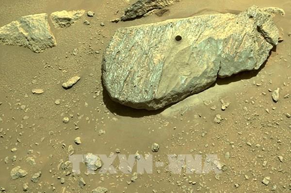 NASA xác nhận việc thu được mẫu vật đầu tiên trên sao Hỏa