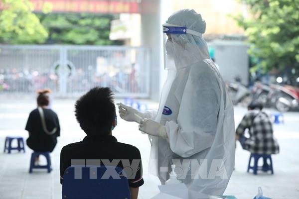 Thủ tướng chỉ đạo 10 tỉnh, thành chuẩn bị sẵn sàng hỗ trợ Hà Nội phòng chống dịch COVID-19