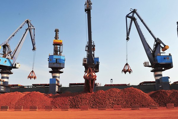 Giá quặng bauxite cao nhất 18 tháng qua