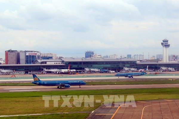 Đưa vào khai thác đường lăn S7, S8 dự án cải tạo đường băng Tân Sơn Nhất