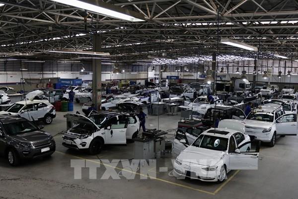 Mỹ yêu cầu 12 hãng ô tô cung cấp dữ liệu về hệ thống hỗ trợ lái xe