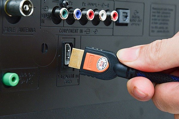 Cách kết nối laptop với cổng HDMI, VGA và cổng USB của tivi