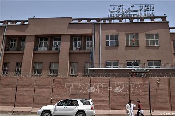 Taliban phong tỏa tài khoản ngân hàng của quan chức chính quyền cũ 