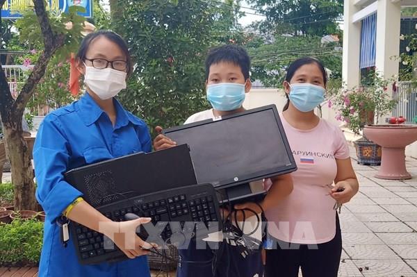 Chương trình “Máy tính cho em” góp phần giúp ngành Giáo dục Hà Nội hoàn thành nhiệm vụ kép