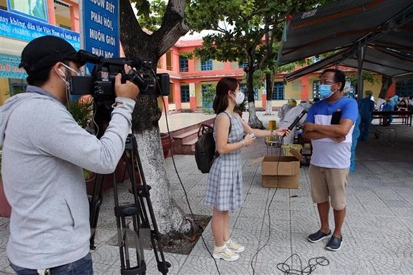 Bảo vệ nhà báo trong đấu tranh phòng, chống tham nhũng, tiêu cực: Bài 3: Bảo đảm an toàn cho báo chí hành nghề