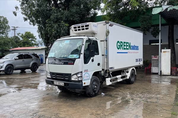 Vụ "thông chốt" bằng xe đông lạnh: Bình Thuận phối hợp đưa 15 người về địa phương