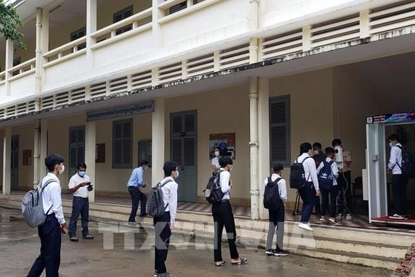 Hàng chục nghìn học sinh Campuchia bắt đầu tựu trường