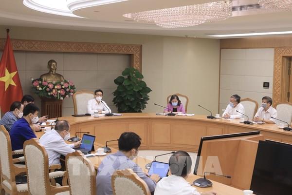 Đề xuất giải pháp tiến tới chung sống an toàn với SARS-CoV-2