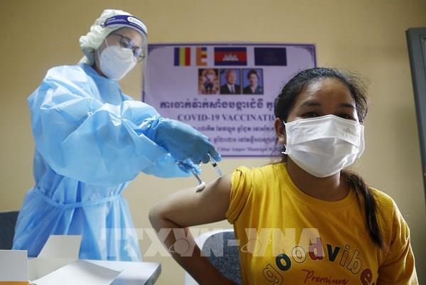 Campuchia sẽ tiêm vaccine cho trẻ từ 6-12 tuổi