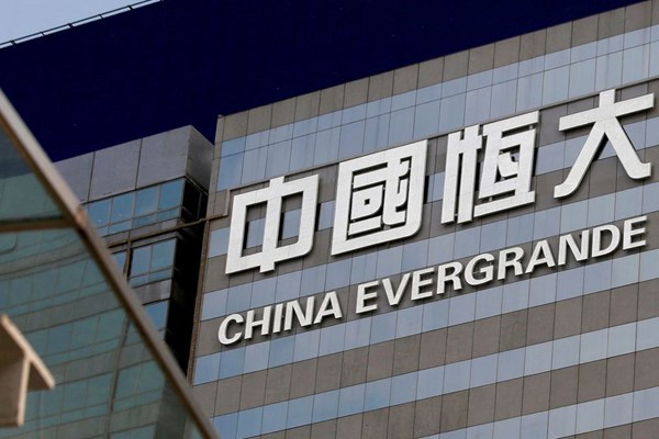 Quan ngại về nguy cơ sụp đổ của Evergrande, chứng khoán châu Á giảm điểm