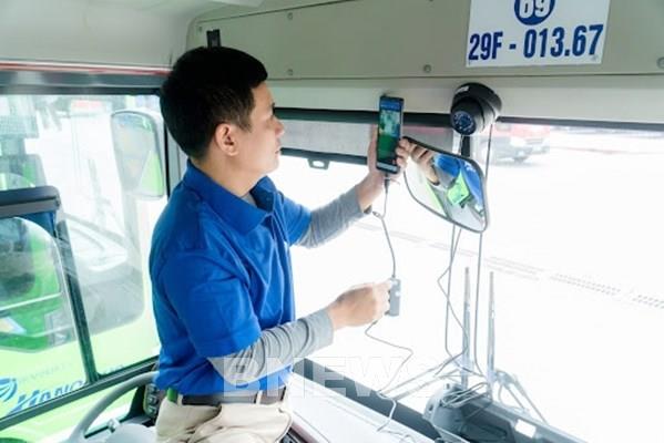 Lắp camera giám sát hành trình xe ô tô vận tải còn chờ quy chuẩn