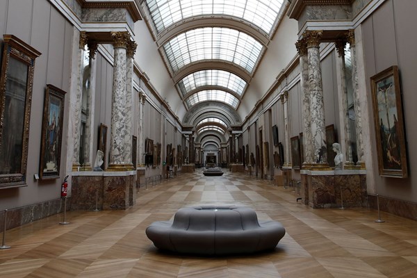 Samsung hợp tác với bảo tàng Louvre cho dịch vụ xem tác phẩm nghệ thuật trên TV