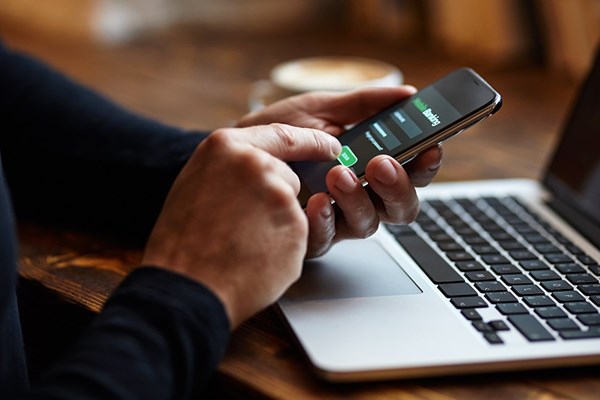 Nghiên cứu mới: Điều gì sẽ xảy ra nếu ngân hàng không chuyển đổi số thành công?