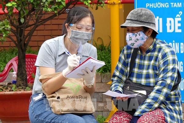 Những con người lặng lẽ trong tâm dịch:* Bài 2: Thầm lặng giữa đại dịch