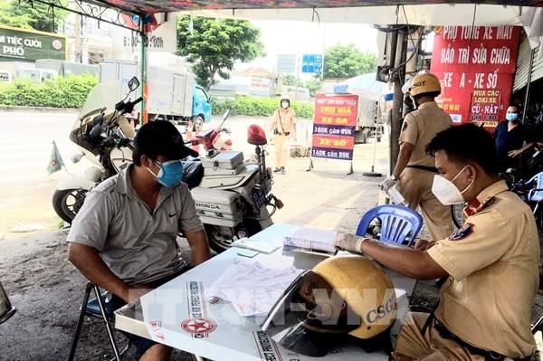 Lợi dụng được cấp mã QR "luồng xanh" chở hàng lậu, hàng cấm