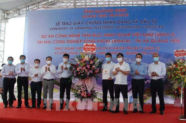 Quảng Ninh trao Giấy chứng nhận đăng ký đầu tư cho dự án hơn 365 triệu USD