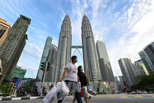 Chuyên gia cảnh báo bẫy lạm phát khi Malaysia dự thảo Ngân sách 2022