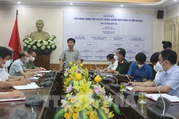 Phát hiện thêm 10 trường hợp dương tính với SARS-CoV-2, Hà Nam họp khẩn trong đêm