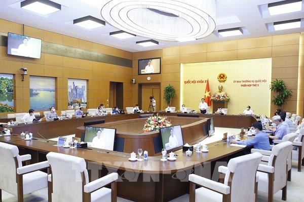 Bế mạc Phiên họp thứ ba của Ủy ban Thường vụ Quốc hội