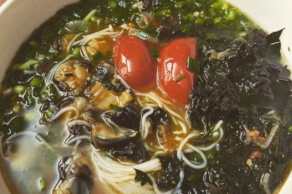 Món ngon mỗi ngày: Trổ tài nấu bún ốc ngon và đơn giản