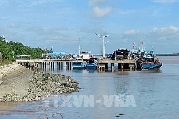 Bến Tre sắp hoàn thành lắp đặt thiết bị giám sát tàu cá