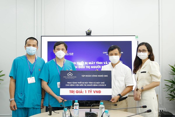 CMC trao tặng máy tính và hệ thống máy chủ cho bệnh viện Đại học Y Hà Nội