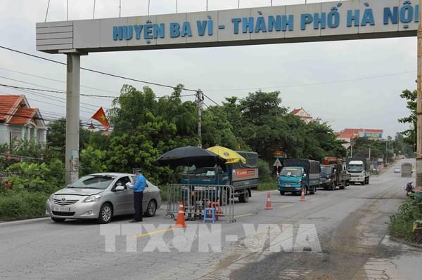 Hà Nội duy trì các chốt kiểm soát dịch COVID-19