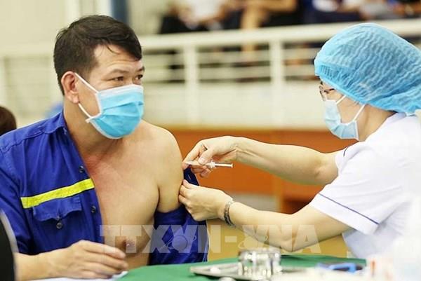 Chủ động vaccine, thuốc, sinh phẩm xét nghiệm để trở lại trạng thái "bình thường mới"