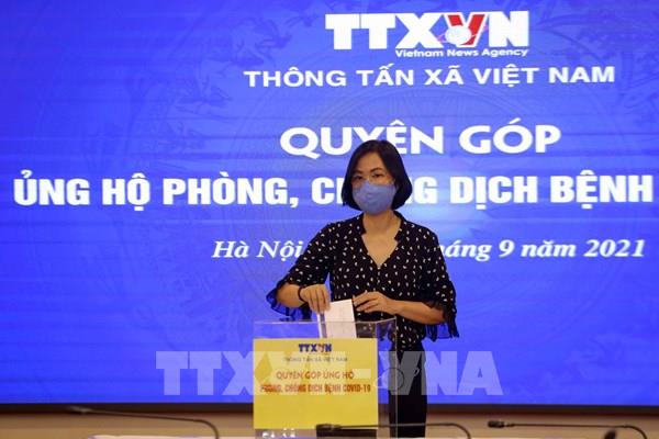 TTXVN quyên góp ủng hộ công tác phòng, chống dịch COVID-19
