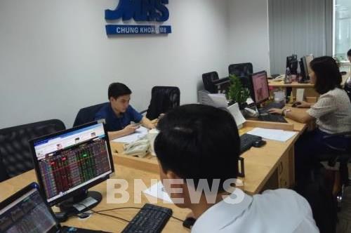 Thị trường chứng khoán trồi sụt mạnh trong phiên sáng 27/9