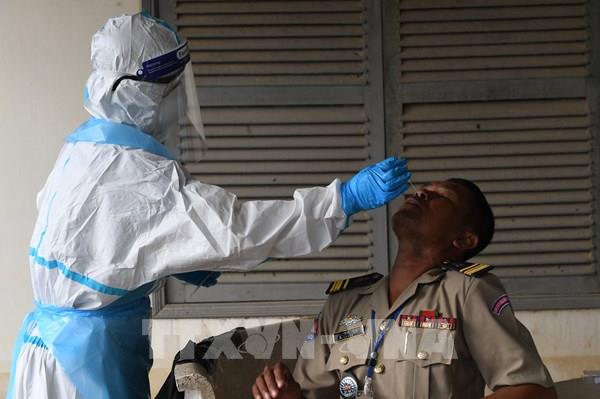 Số ca mắc COVID-19 tại Campuchia ở trên mức 800 ca/ngày ngày thứ 4 liên tiếp