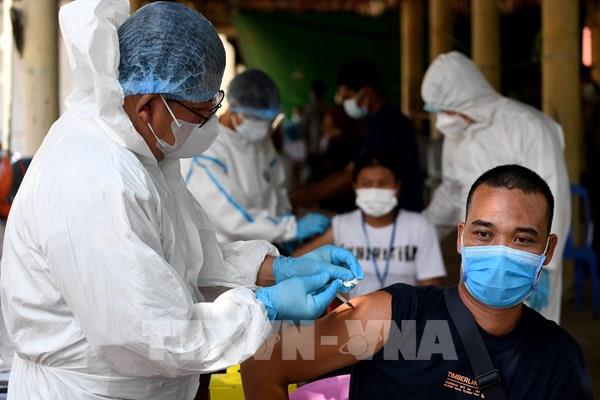 Campuchia: Số ca mắc COVID-19 tăng mạnh do ổ dịch tại các ngôi chùa