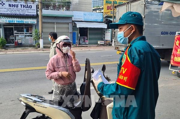 Bình Dương vận động người lao động về quê tự phát trở lại làm việc