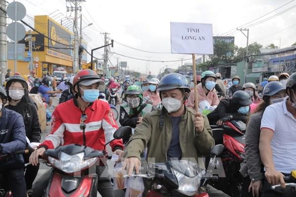 Đề xuất cho người lao động di chuyển giữa Tp. Hồ Chí Minh và các tỉnh lân cận